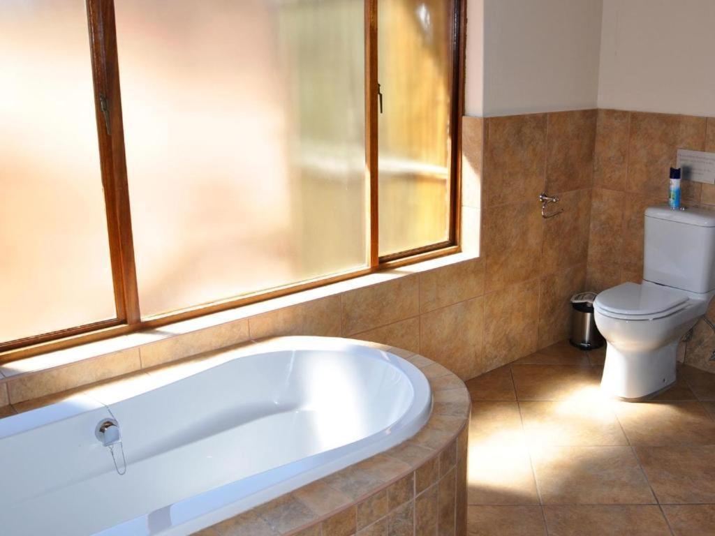 Dinkweng Safari Lodge The Waterberg Biosphere Экстерьер фото