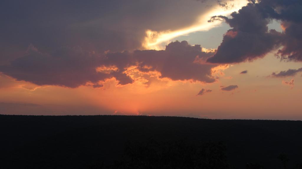 Dinkweng Safari Lodge The Waterberg Biosphere Экстерьер фото